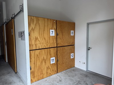 Los 220 - Schließfachboxen (4x)