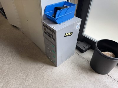 Los 227 - Metallcontainer