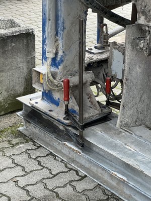 Los 2 - Stationärer Dreiwellenzerkleinerer