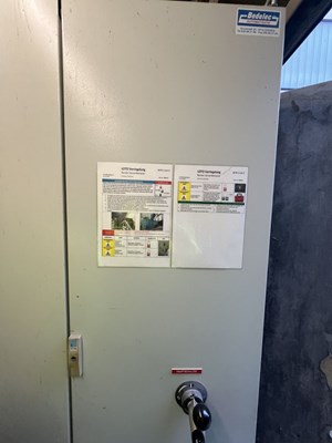 Los 2 - Stationärer Dreiwellenzerkleinerer