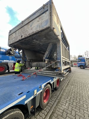 Los 2 - Stationärer Dreiwellenzerkleinerer