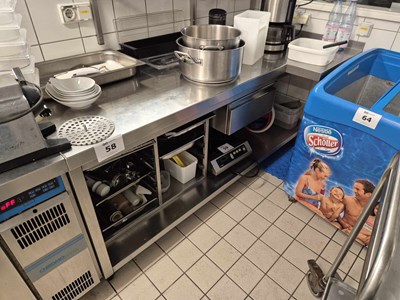 Los 58 - Arbeitstisch über Eck