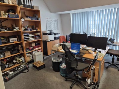 Los 233 - Posten Büroausstattung
