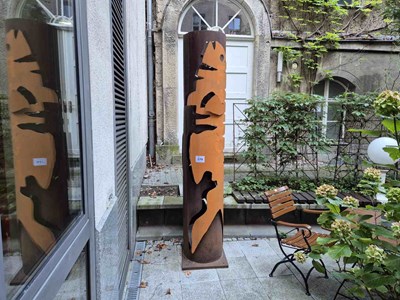 Los 279 - Metallkunstsäule