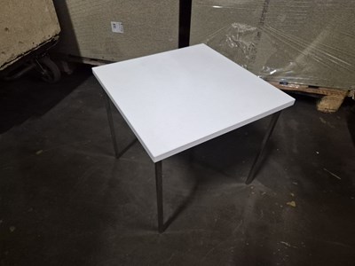 Los 403 - Posten Beistelltische