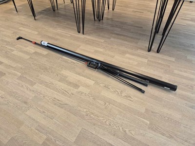 Los 82 - Portable Projektorleinwand