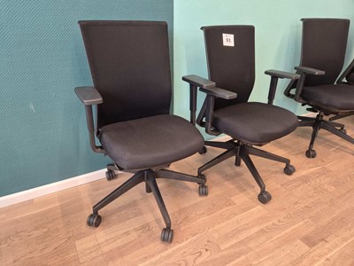 Los 93 - Bürodrehstühle (2x)