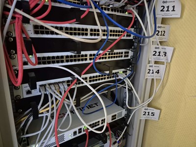 Los 213 - Switch