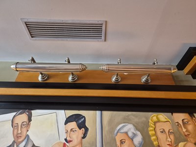 Los 315 - Posten horizontale Wandleuchten