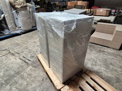 Los 53 - Schränke (2x)