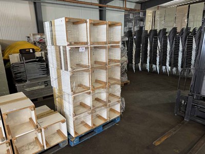 Los 518 - Sitzwürfel (30x)