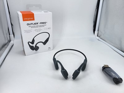 Los 18 - Kopf/Ohrhörer