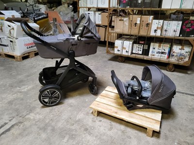 Los 158 - Kinderwagen