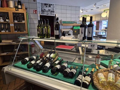 Los 47 - Posten Wein und Sekt