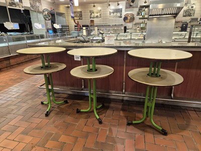 Los 133 - Stehtische (3x)