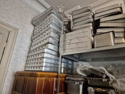 Los 172 - Posten Metallkästen