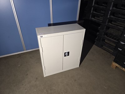 Los 29 - Metallschrank