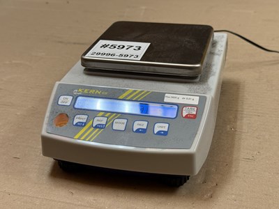 Los 47 - Präzisionswaage