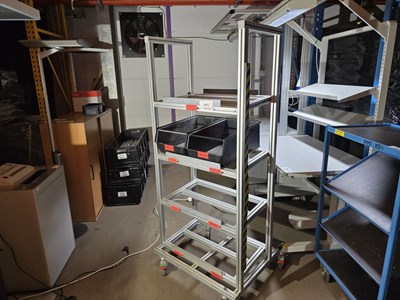 Los 77 - mobiles Lagerregal