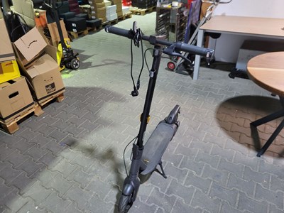 Los 3 - E-Scooter / Elektroroller