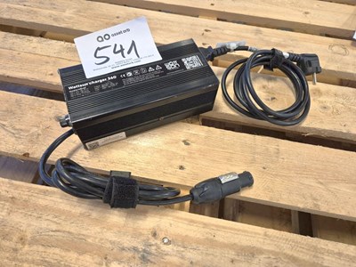 Los 541 - Ladegerät