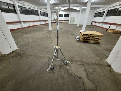 Los 561 - Stahlstativ