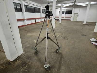 Los 562 - Kurbelstativ