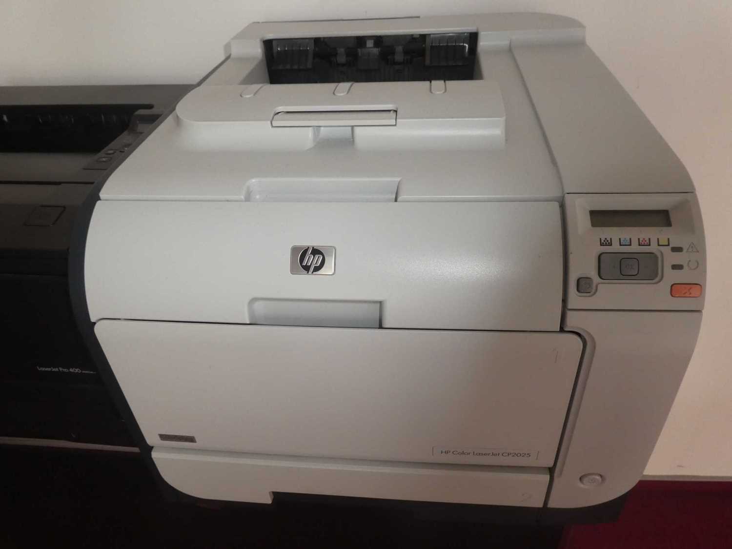 Los 52 - Laserdrucker HP Color LaserJet CP2025
