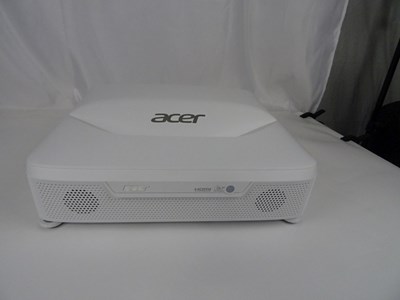 Los 259 - Beamer Acer ApexVision  L811
