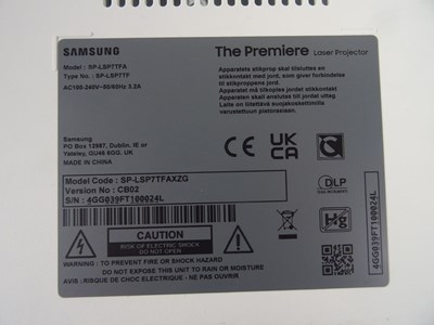 Los 261 - Beamer Samsung SP-LSP7T  The Premiere