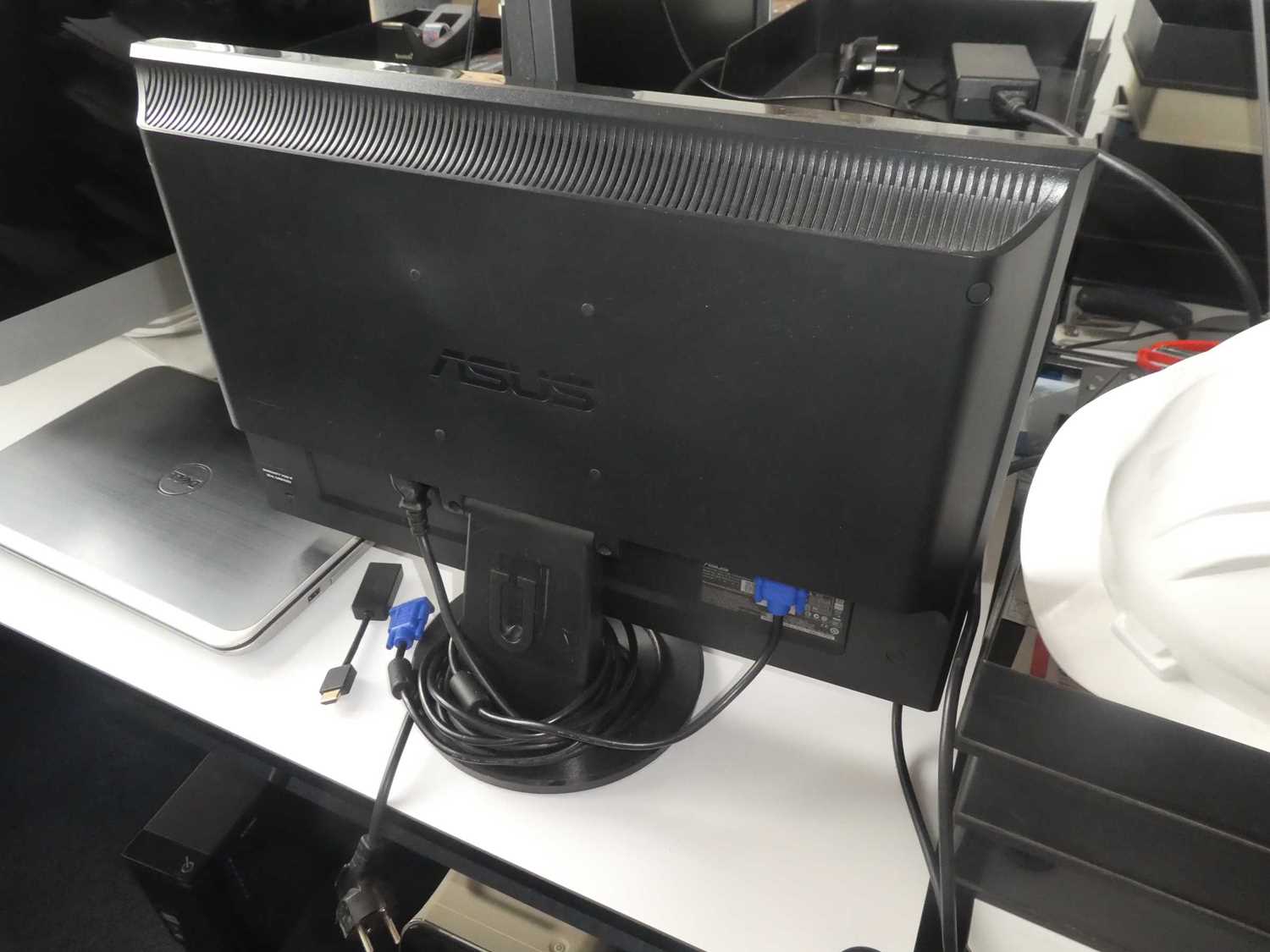 Los 104 - 22"-LCD-Monitor ASUS VW222U