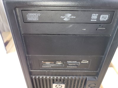 Los 341 - Computer HP z200 Workstation