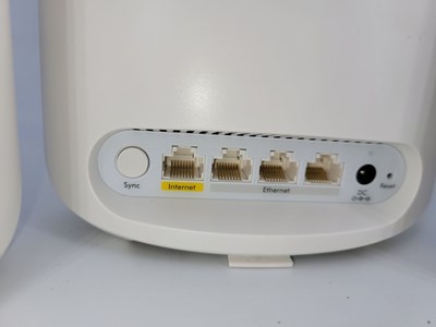 Los 353 - Router Netgear orbi AX1800