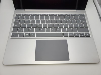 Los 124 - Notebook Microsoft Surface Go 2 platin