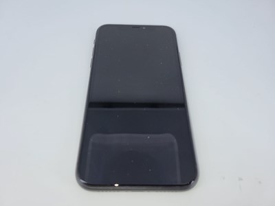 Los 281 - Smartphone Apple iPhone 11 (64GB)