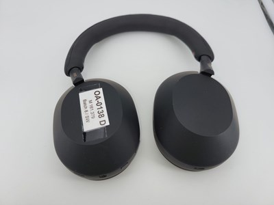 Los 261 - Kopf/Ohrhörer Sony WH-1000XM5