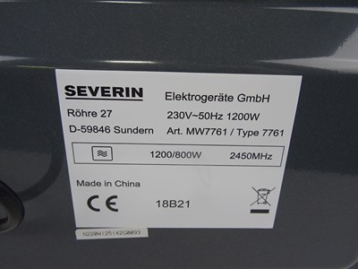 Los 48 - Mikrowelle Severin MW 7761