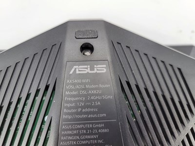 Los 35 - Router Asus DSL-AX82U