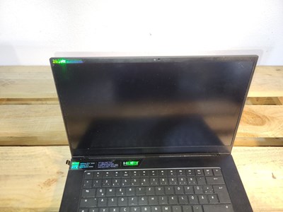 Los 3 - Gaming-Notebook RAZER