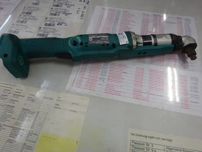 Los 2603 - Akku-Winkelschrauber MAKITA DFL301FZ (13x)