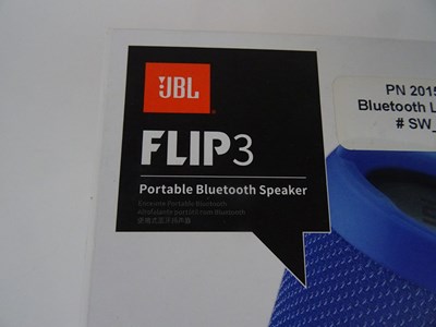 Los 12 - Bluetooth-Lautsprecher JBL Flip3
