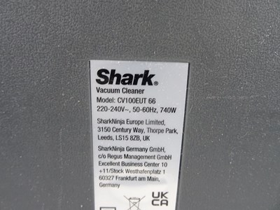 Los 227 - Staubsauger Shark CV100EUT
