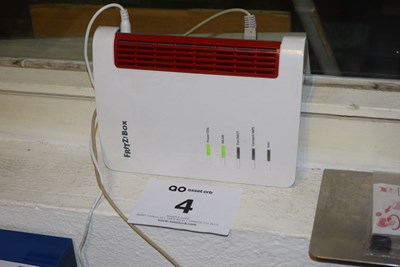 Los 4 - WLAN-Router