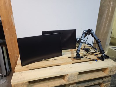 Los 3 - 24"-Curved-Monitore (2x)