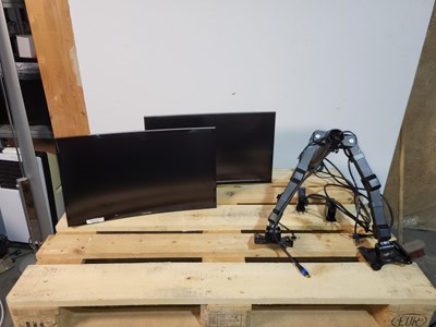 Los 5 - 24"-Curved-Monitore (2x)