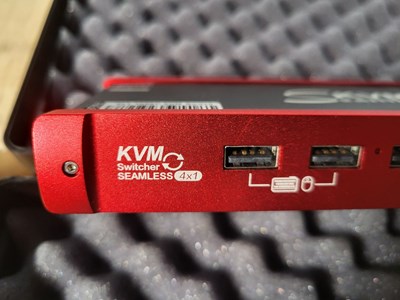 Los 36 - KVM 1080P Switch