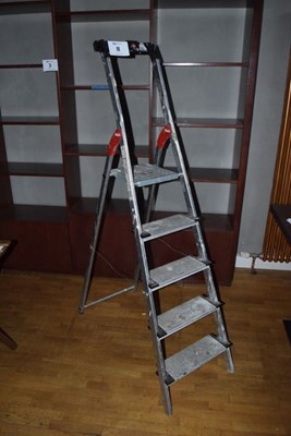 Los 8 - Stufen-Stehleiter