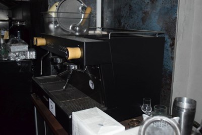 Los 9 - Doppelsiebträger-Espressomaschine