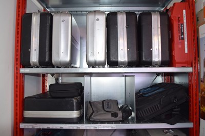 Los 48 - Koffer und Gerätekisten